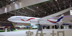 Россия и Китай сделали еще шаг к новому дальнемагистральному самолету Марина Лысцева/ТАСС Россия и Китай сдела…