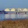 Как Трамп 'обул' Европу. 5 газовых крючков, загнавших европейские страны в долговую кабалу США (РИА Новости . Сергей Красноухов / Танкер-газовоз Cygnus Passage в Корсаковском районе Сахалина) РИА Новости . Сергей…