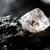 Алмазы – сырье. А России надо заниматься производством бриллиантов