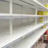 Полки пустые, цены бешеные: жители Киева и Львова паникуют из-за дефицита продуктов (РИА Новости . Павел Паламарчук / Ажиотаж в продуктовых магазинах Львова) РИА Новости . Павел …