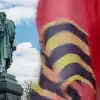 Солнце поэзии на волне демократии: Пампуш не возвращается на Твербуль (РИА Новости . Илья Питалев / Москва в преддверии Дня Победы) РИА Новости . Илья П…