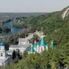 Ритуальное нападение оккультистов и неоязычников: что на самом деле произошло в Святогорской лавре (commons.wikimedia.org / commons.wikimedia.org / Северский Донец, православная Свято-Успенская Святог…) commons.wikimedia.or…