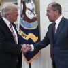 Путин 'платит' Трампу: серьезное обвинение или шутка? (Встреча министра иностранных дел России Сергея Лаврова и президента США Дональда Трампа в Вашингтоне…) Встреча министра ино…