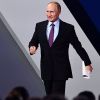 NBC: Чего боится Путин. К перспективам 'слабой либеральной России' (Президент РФ Владимир Путин перед выступлением на пленарной сессии инвестиционного форума ВТБ Капита…) Президент РФ Владими…