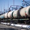 'Новый картель с русскими': ОПЕК+ увеличит добычу нефти (Цистерны на нефтебазе на территории Новороссийского морского торгового порта. Архивное фото) Цистерны на нефтебаз…
