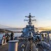 Целями электронных пусков российских ракет стали эсминцы США