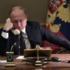 Молния. Путин впервые поговорил по телефону с Зеленским (Президент РФ Владимир Путин во время телефонного разговора | © РИА Новости / Алексей Никольский) Президент РФ Владими…