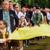Раздача украинских паспортов. Как государство превращается в территорию