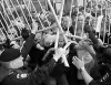 Митингующие в Москве добились для России новых американских санкций (Российская полиция действовала куда корректнее американских копов в подобных ситуациях) Российская полиция д…