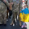 Русофобия – все? 'Формула Штайнмайера' лишила Прибалтику покоя (Участники митинга против согласования Киевом формулы Штайнмайера | © REUTERS, Gleb Garanich) Участники митинга пр…