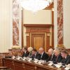 Мишустин: В преемники Путина с места в карьер (На фото: премьер-министр РФ Мишустин провел заседание правительства РФ 30 января 2020 года (Фото: Дм…) На фото: премьер-мин…