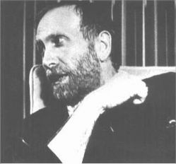 Роберт Д. Джеймс (более известный как Роберт Дж. Фишер или Бобби Фишер, Чемпион Мира по Шахматам) Роберт Д. Джеймс (бо…