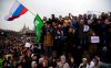 Власть не должна молчать о Медведеве и митингах